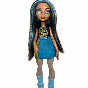 Monster High Cleo de Nile Skulltimate Secrets G3 Doll